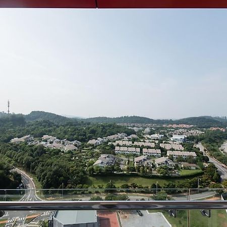 Palm Armada Residence Free Parking And Netflix Putrajaya Ngoại thất bức ảnh