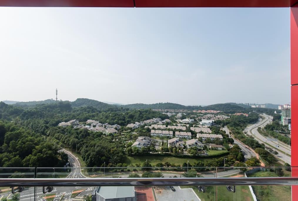 Palm Armada Residence Free Parking And Netflix Putrajaya Ngoại thất bức ảnh